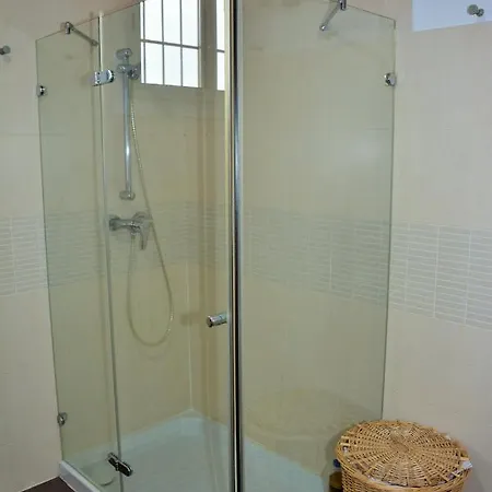 Lia 10 Minutes Drive Sitges Very Confortable Ac Pool Xl Garden Sunny Oriented *