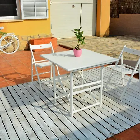Lia 10 Minutes Drive Sitges Very Confortable Ac Pool Xl Garden Sunny Oriented Villa