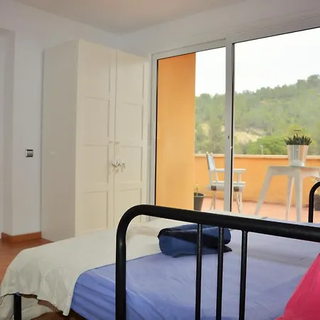 Lia 10 Minutes Drive Sitges Very Confortable Ac Pool Xl Garden Sunny Oriented Villa Canyelles (Catalonia)