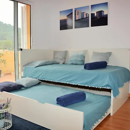 Lia 10 Minutes Drive Sitges Very Confortable Ac Pool Xl Garden Sunny Oriented Villa Canyelles (Catalonia)