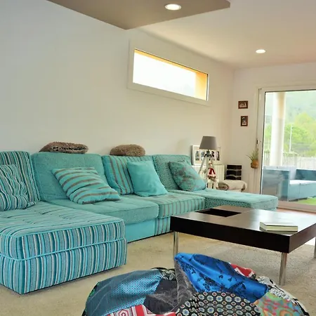 Lia 10 Minutes Drive Sitges Very Confortable Ac Pool Xl Garden Sunny Oriented Canyelles (Catalonia)