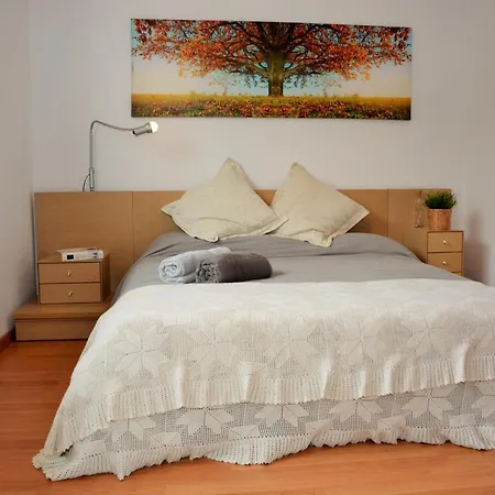 Lia 10 Minutes Drive Sitges Very Confortable Ac Pool Xl Garden Sunny Oriented Villa Canyelles (Catalonia)